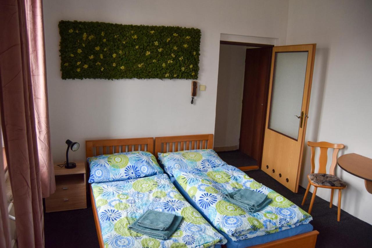Penzion Betty Okounov Kültér fotó